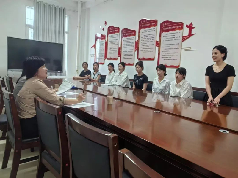 1750942844546050500.jpg 815.jpg