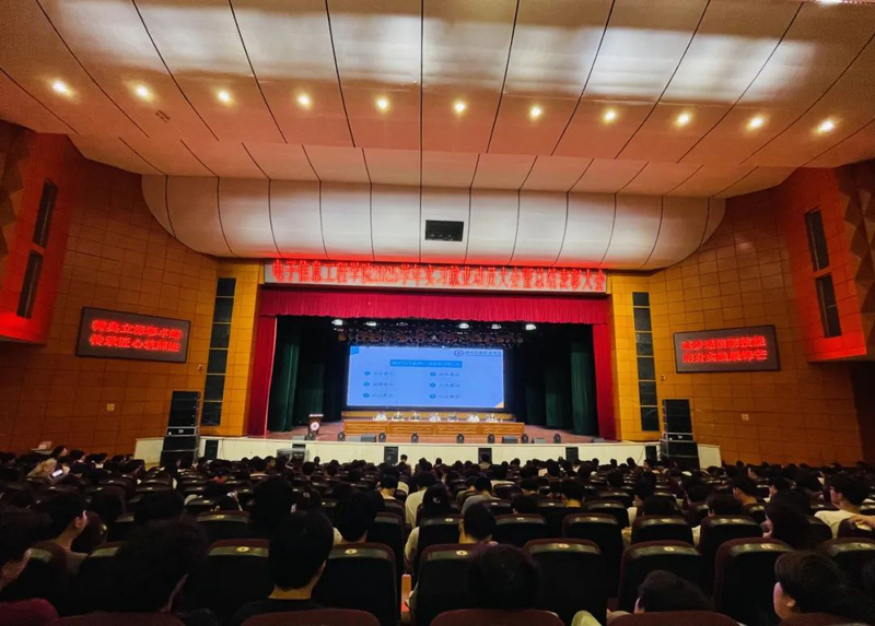 1750944885201086080.jpg 911.jpg